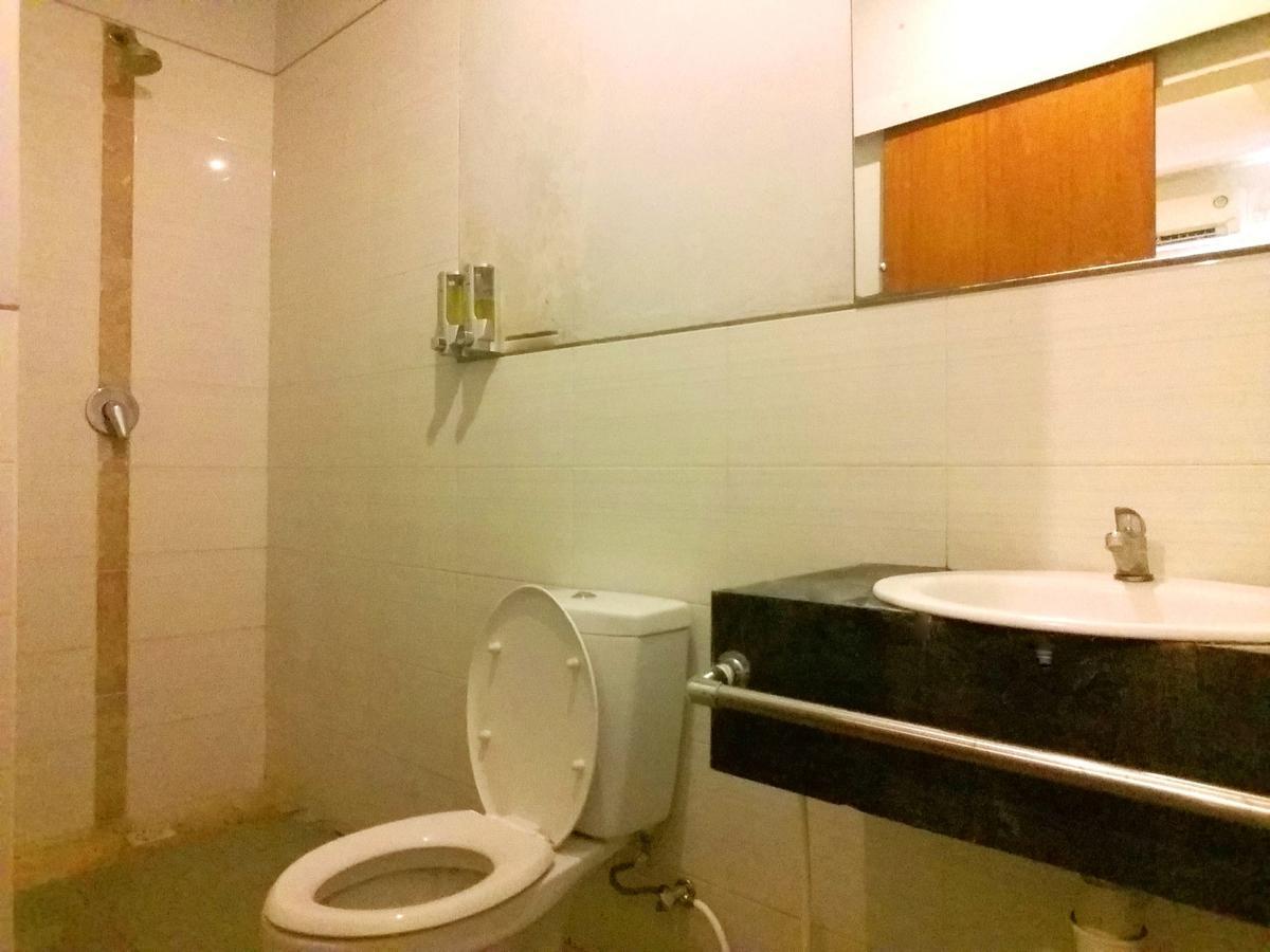 Reddoorz At Kerobokan Seminyak 2 Экстерьер фото