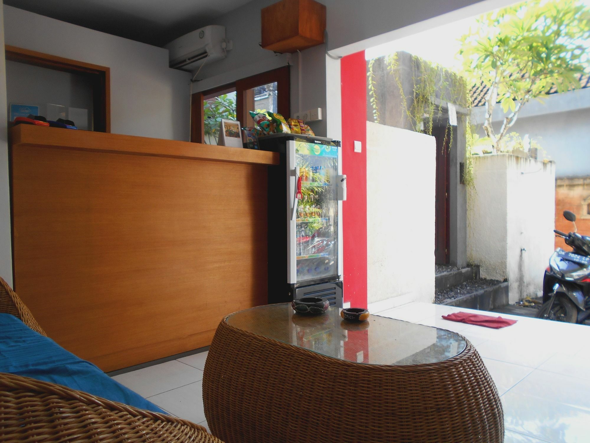Reddoorz At Kerobokan Seminyak 2 Экстерьер фото