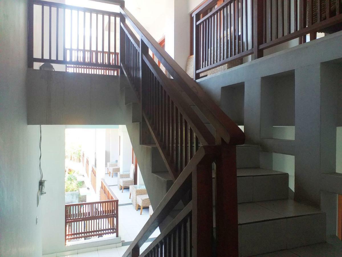 Reddoorz At Kerobokan Seminyak 2 Экстерьер фото