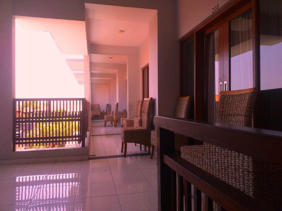 Reddoorz At Kerobokan Seminyak 2 Экстерьер фото